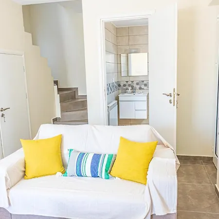 Modern, Cheerful & Dream Catching Villa In Corinth Isthmia Exterior photo